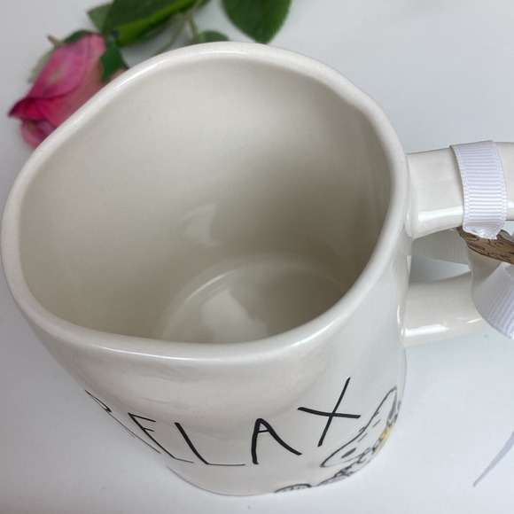 Snoopy “Relax” Rae Dunn mug NWT! - Picture 14 of 16